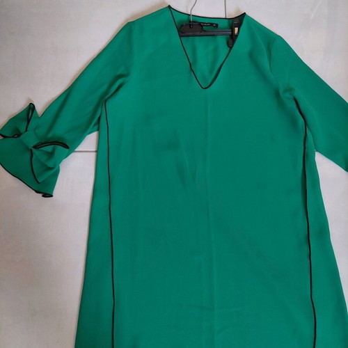 Green Zara dress in A-line shape like new