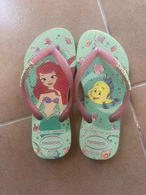 Ariel kids slippers like new, multicolor, Havaianas size 29-30