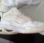 Nike Jordan Flight white basketball sneakers used, size 42