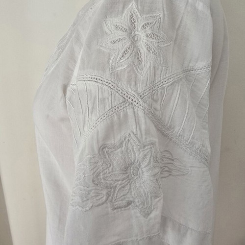 Vintage blouse with back buttons, size L, used, white cotton
