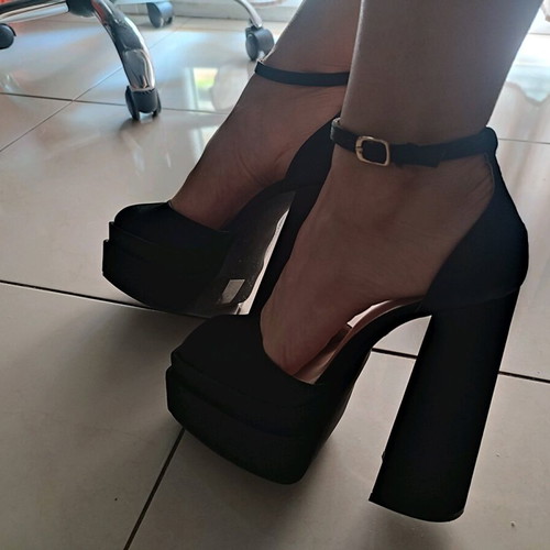 Black satin platform heels with thick high heel like new, size 38