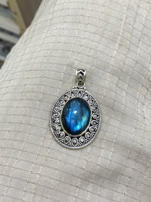 Silver (925) pendant with labradorite new