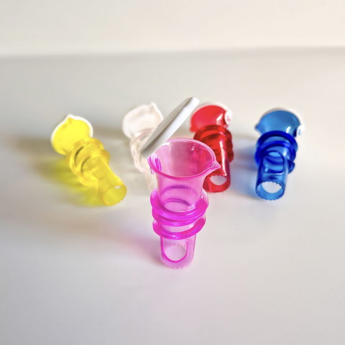 Set of 5 manual citrus juicers new