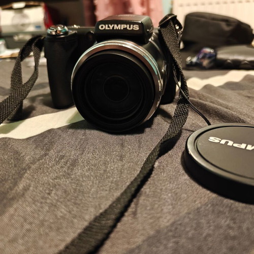 Olympus SP-800UZ digital bridge camera with 30x optical zoom