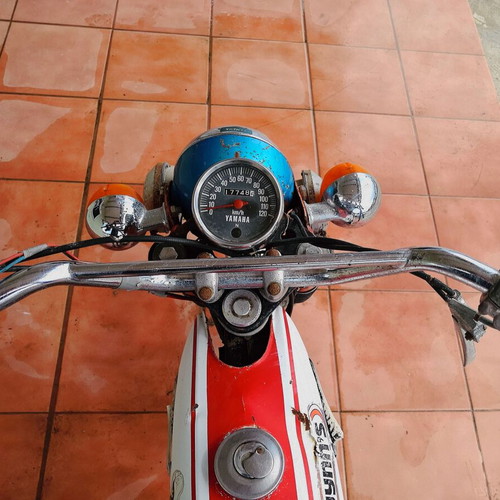 Yamaha FS1 50cc refurbished vintage moped 1973