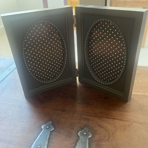 Double photo frame like new