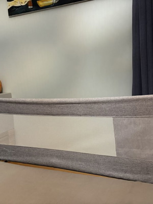 Momi Lexi Dark Gray Folding Bed Rail like new 148x43x30cm