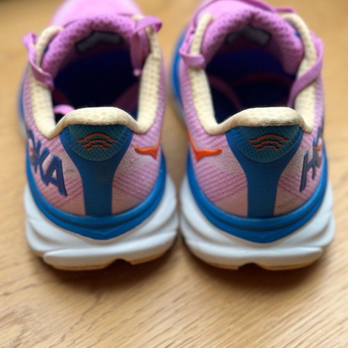 Hoka One One athletic shoes like new, size 38, pink