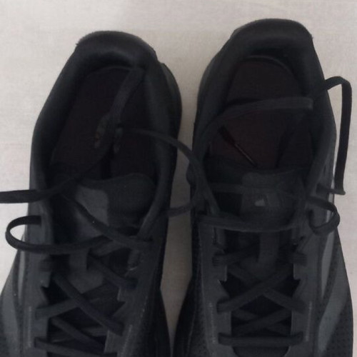 Adidas Duramo 44 like new black athletic shoes