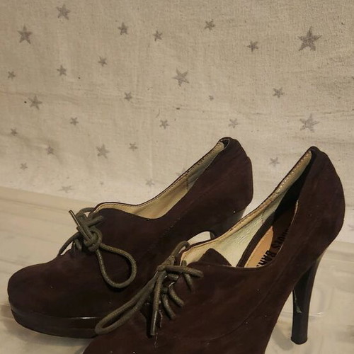 Brown high heels shoes with laces used, size 38