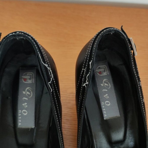 Tsitsivas pointed leather pump used, black, size 39
