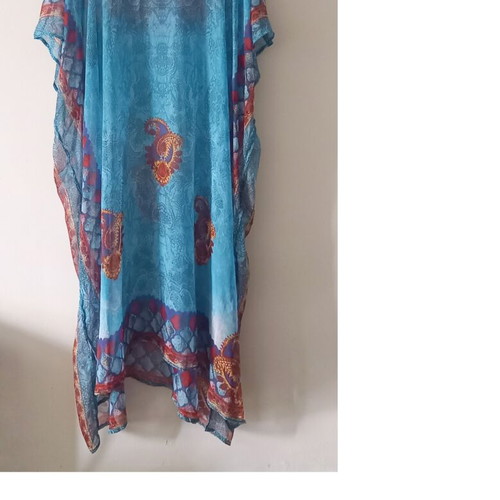 Kaftan new, turquoise with crystals, one size