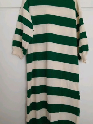Knitted dress worn once, size XL