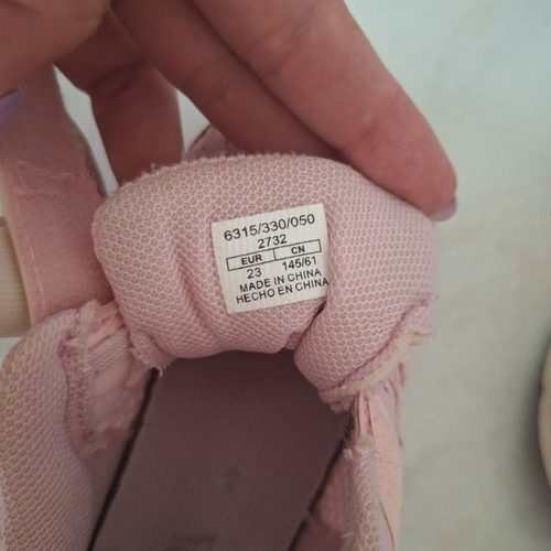 Zara pink athletic shoes size 23 like new for girls