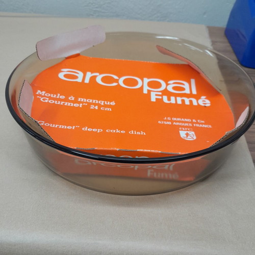 Arcopal 24cm heat-resistant cookware, new condition