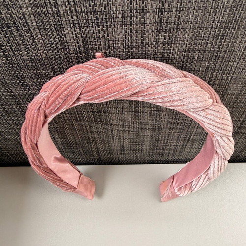 Headband and hair ribbon like new