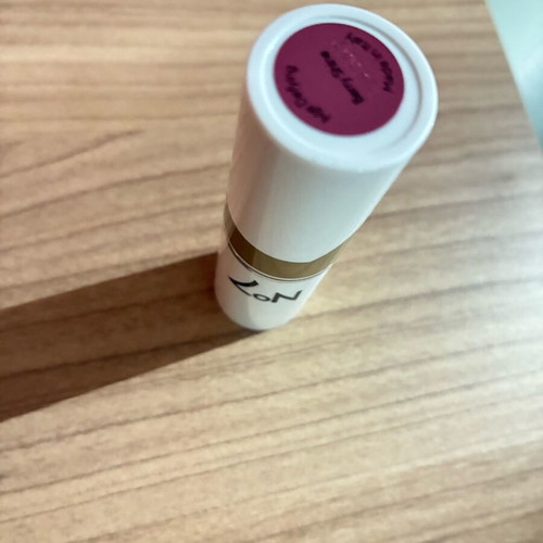 No 7 Age Defying Lipstick Berry Shine new