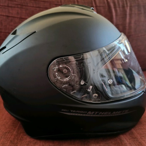 Motorcycle helmet like new full face closed type black size XXL