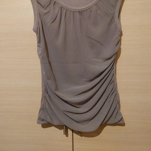 More & More khaki women's sleeveless top Size Medium like new