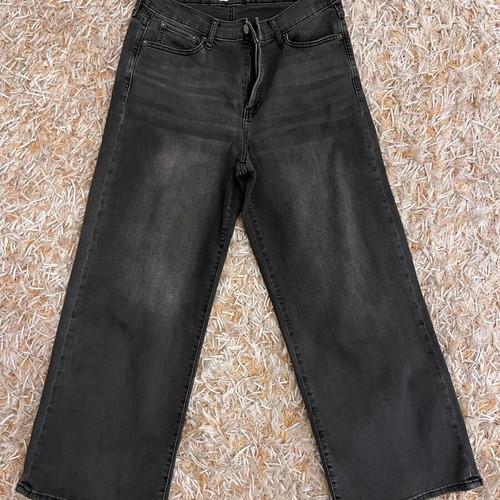 GAP wide leg jeans like new, black and grey, size 31r