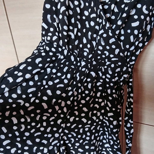 One-piece black and white jumpsuit with pockets medium Sinsay like new
