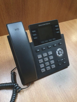 Grandstream GRP2613 Carrier-Grade IP Phone like new (PoE)