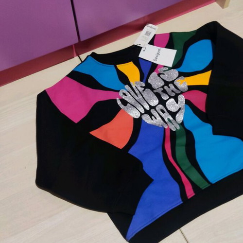 Desigual girls sweatshirt like new with colorful design and glitter