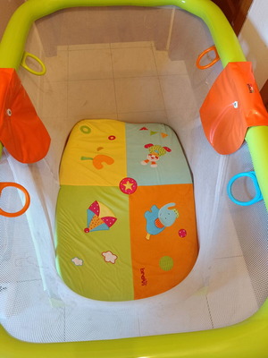 Игрална площадка Brevi Soft&Play употребявана с миещ се матрак