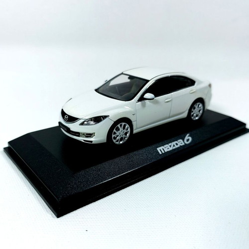 Mazda 6 Atenza Sedan white dealer edition 1:43 Norev miniature car new