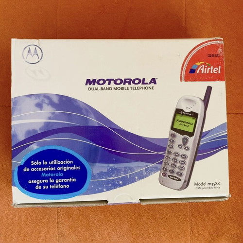 Motorola M3588 phone brand new