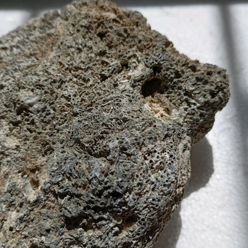 Rock used suitable for collection, dimensions 10x14