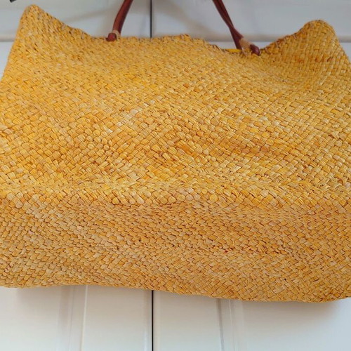 Cabaia Straw Shoulder Bag new, yellow with shells and wooden beads