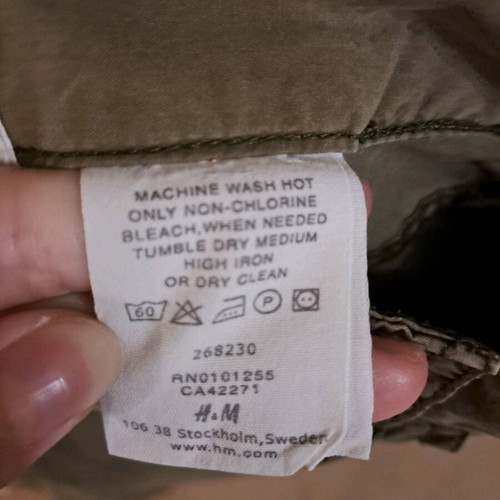 H&M Capri pants like new, khaki color, size M