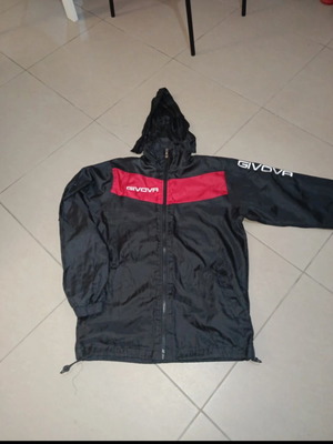 Givova windbreaker like new, black and red, size 152 cm