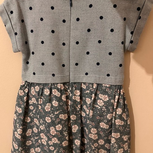 Sam 0 13 dress like new, turquoise with floral skirt and polka dot top
