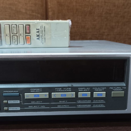 Akai VS-303 EG VHS VCR video cassette recorder player used, for repair