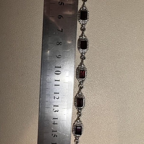 Vintage 925 Sterling Silver Bracelet with Natural Faceted Garnets used