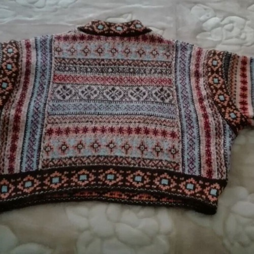 Mango sweater new with tags, brown and red