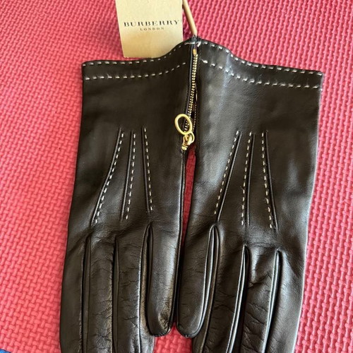Leather gloves Burberry new with tag, black