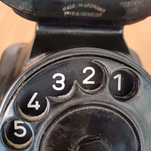 German Mix & Genest Telephone used, bakelite Siemens 1960s