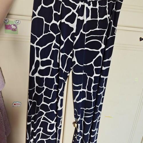 Airy pants like new, white and blue, sizes L/XL
