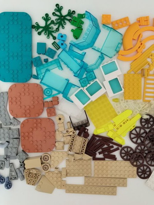 Lego parts like new, rare and vintage collector edition pieces