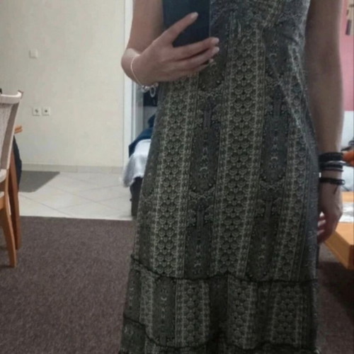Dresses like new, 4 pieces, size S/M, colorful, KOKOSH boutique and Fullah Sugah