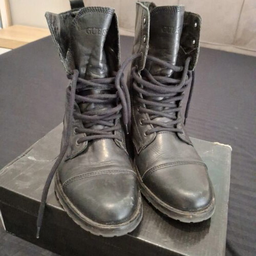 Guess leather boots