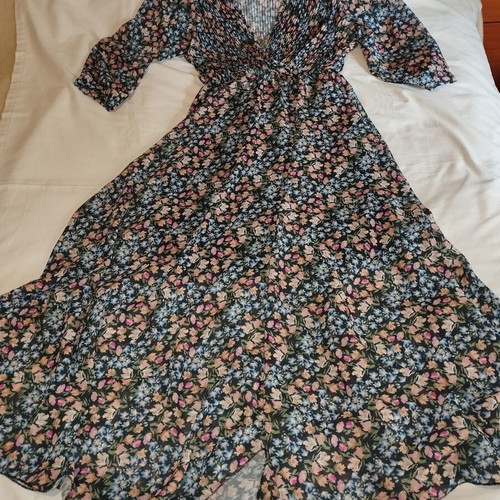 Long floral dress like new, pleated and lined, size M