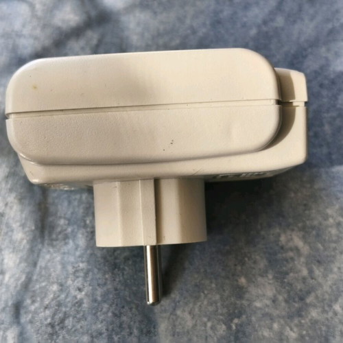 Belkin Surge Protector Socket like new
