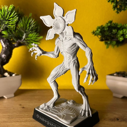 Demogorgon collectible figurine 15 cm new from Stranger Things