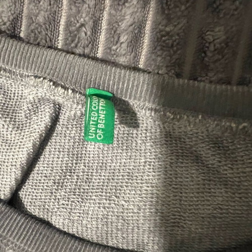 Benetton Hoodie long-sleeve sweatshirt size XL/XXL like new, gray