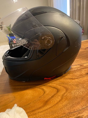 Κράνος Μαύρο Corsa CF-155 μεταχειρισμένο, flip-up 1600 gr