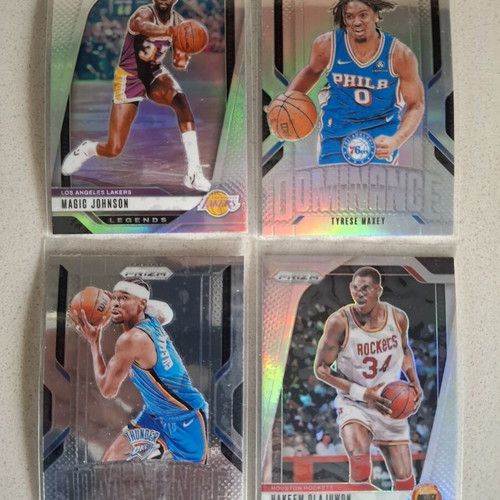 Topps Chrome NBA 2025-26 pack of 61 Parallel, Insert, Prizm cards